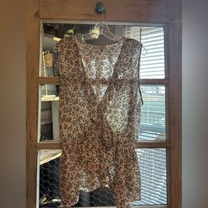 Max Studio | Floral Sleeveless Blouse